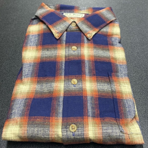 L.L. Bean Other - L.L.Bean Long Sleeved Button Down Shirt